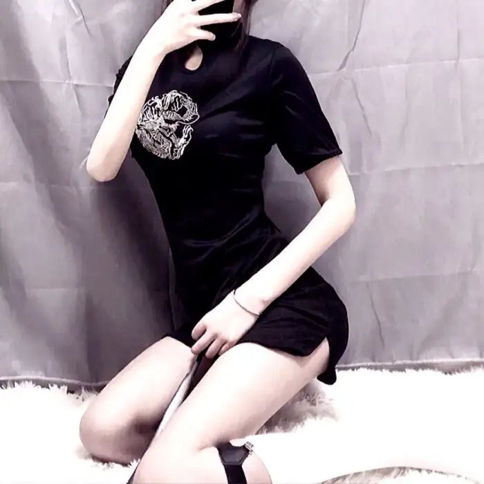 五个相扑的少年